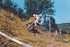 1_189-Paulo-Morales-Honda-250-4T-Portugalia-ISDE-1988-Mende-France-2