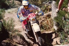 1_30-Mikael-Nilsson-Husqvarna-WRE-125-Szwecja-ISDE-1988-Mende-France-3