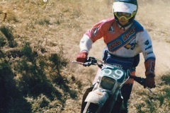 1_59-Stuart-Brettl-GB-Suzuki-125-ISDE-1988-Mende-France-2