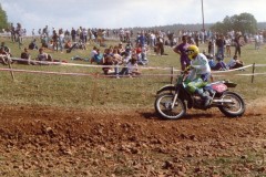 1_75-Bernard-Laduron-Kawasaki-KX-250-Belgia-ISDE-1988-Mende-France-3